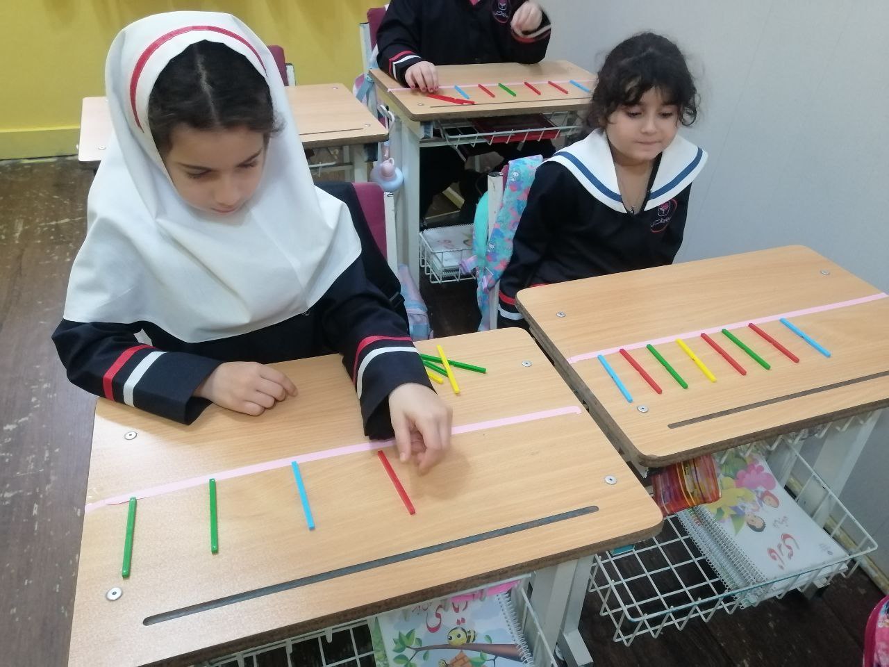 فعالیت های هفته اول کلاس اول رنگین کمان
